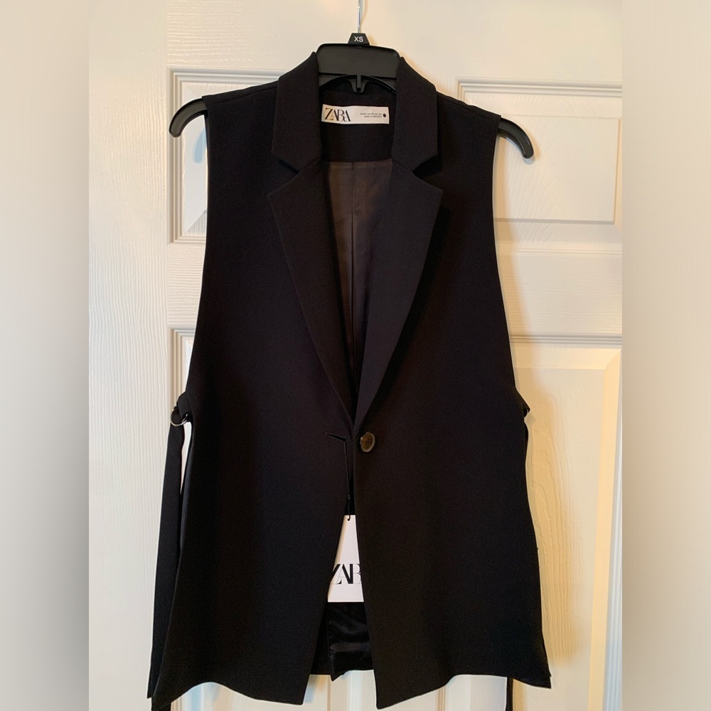 NWT - Zara Black Split Side Vest. Size XS